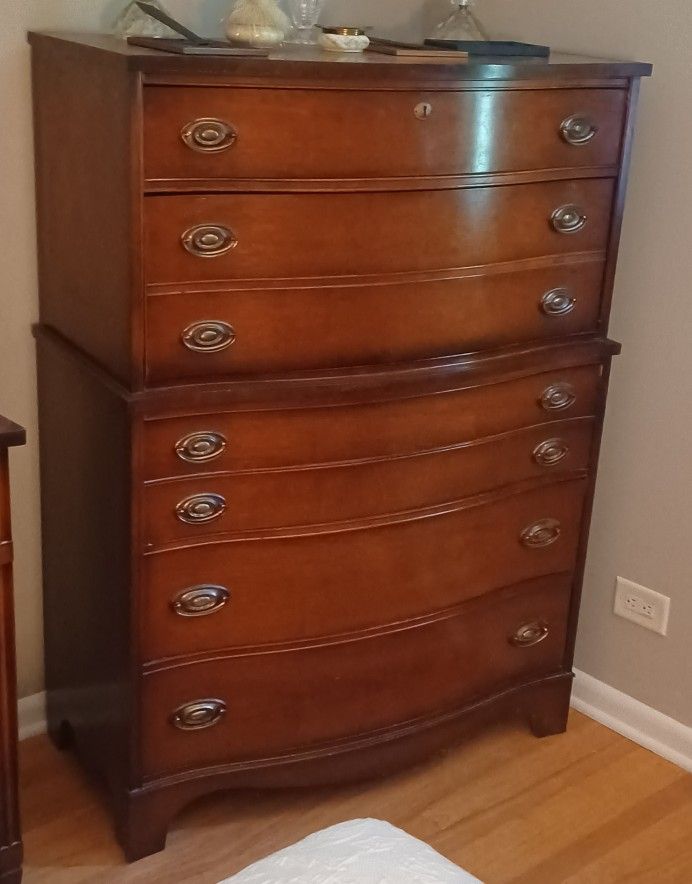 Vintage 3-piece Bassett Monticello Bedroom Furniture