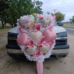 Mother’s Day Balloon Bouquets