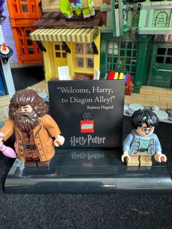 Harry Potter diagon alley Lego **BUILT**