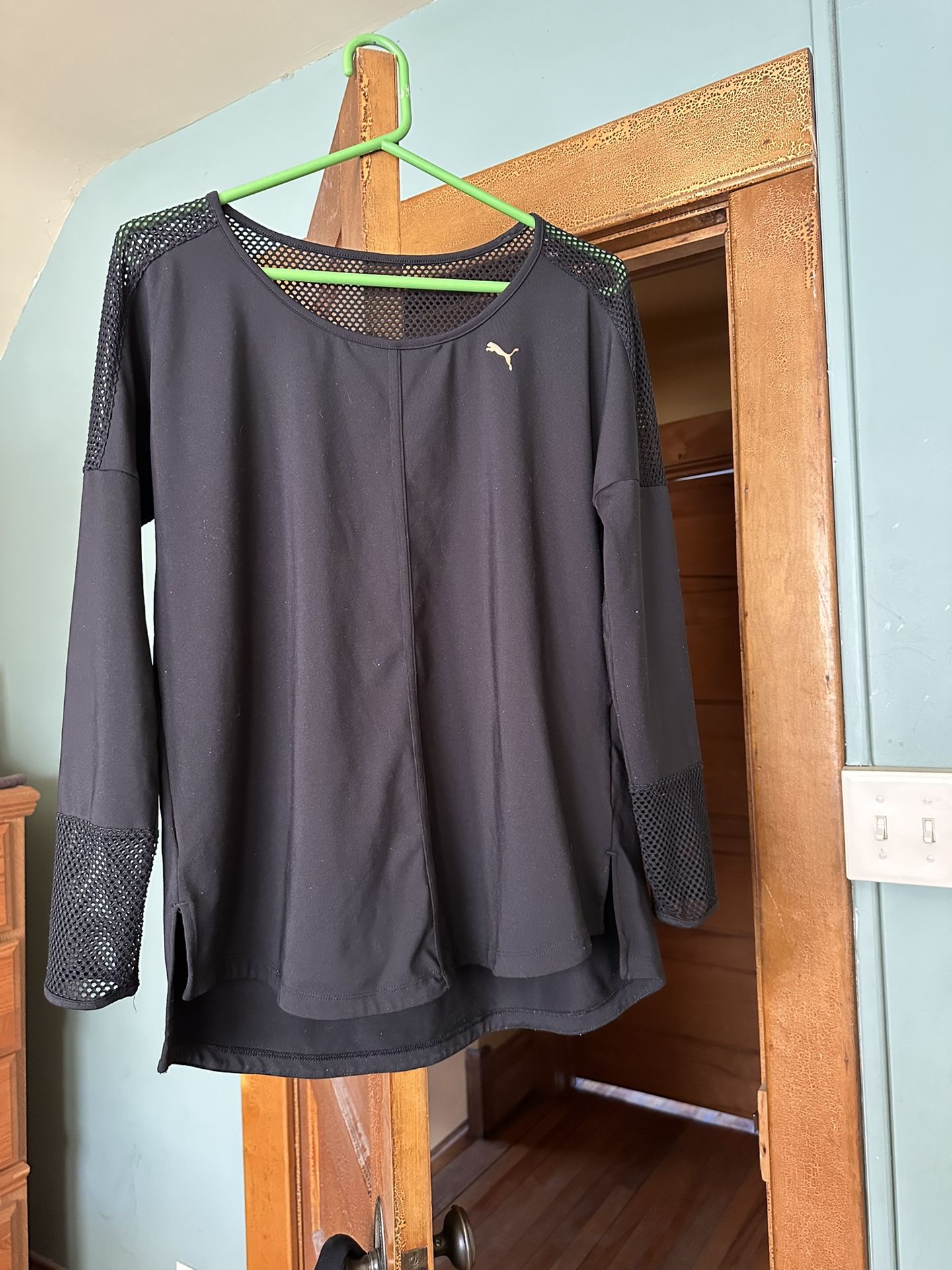 Large puma long Sleeve