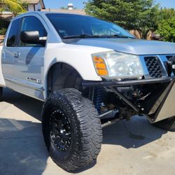 Nissan Titan Pre Runner