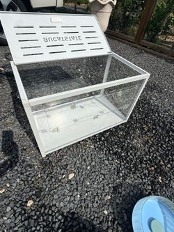 Acrylic cage for small pets
