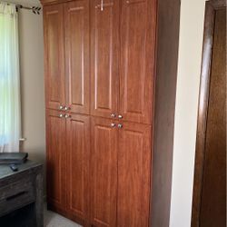 Wardrobe 