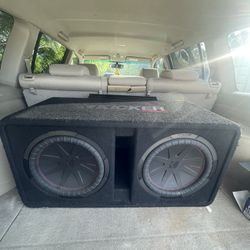 Dual Kicker Comp R 12 inch and Amp