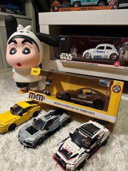 Jada M&M's Brown Porsche 911 Turbo 997 Die-Cast