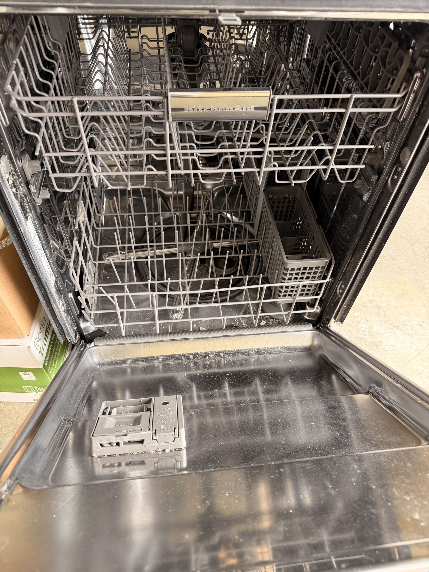 Kitchenaid Dishwasher(lightly Used)