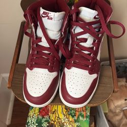 Boys Nikes