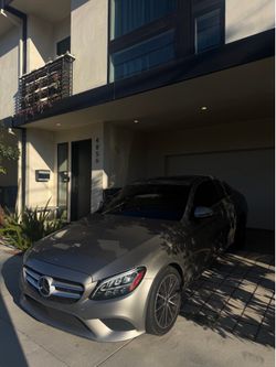 2019 MERCEDES C300