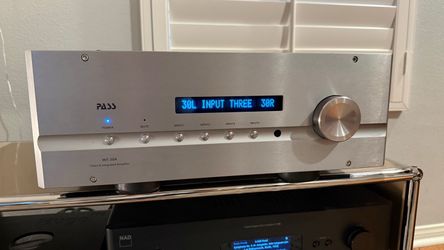 Pass Labs INT-30A Integrated Amplifier - Pure Class A