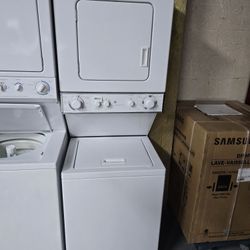 Washer And Dryer Combo W-24inch 