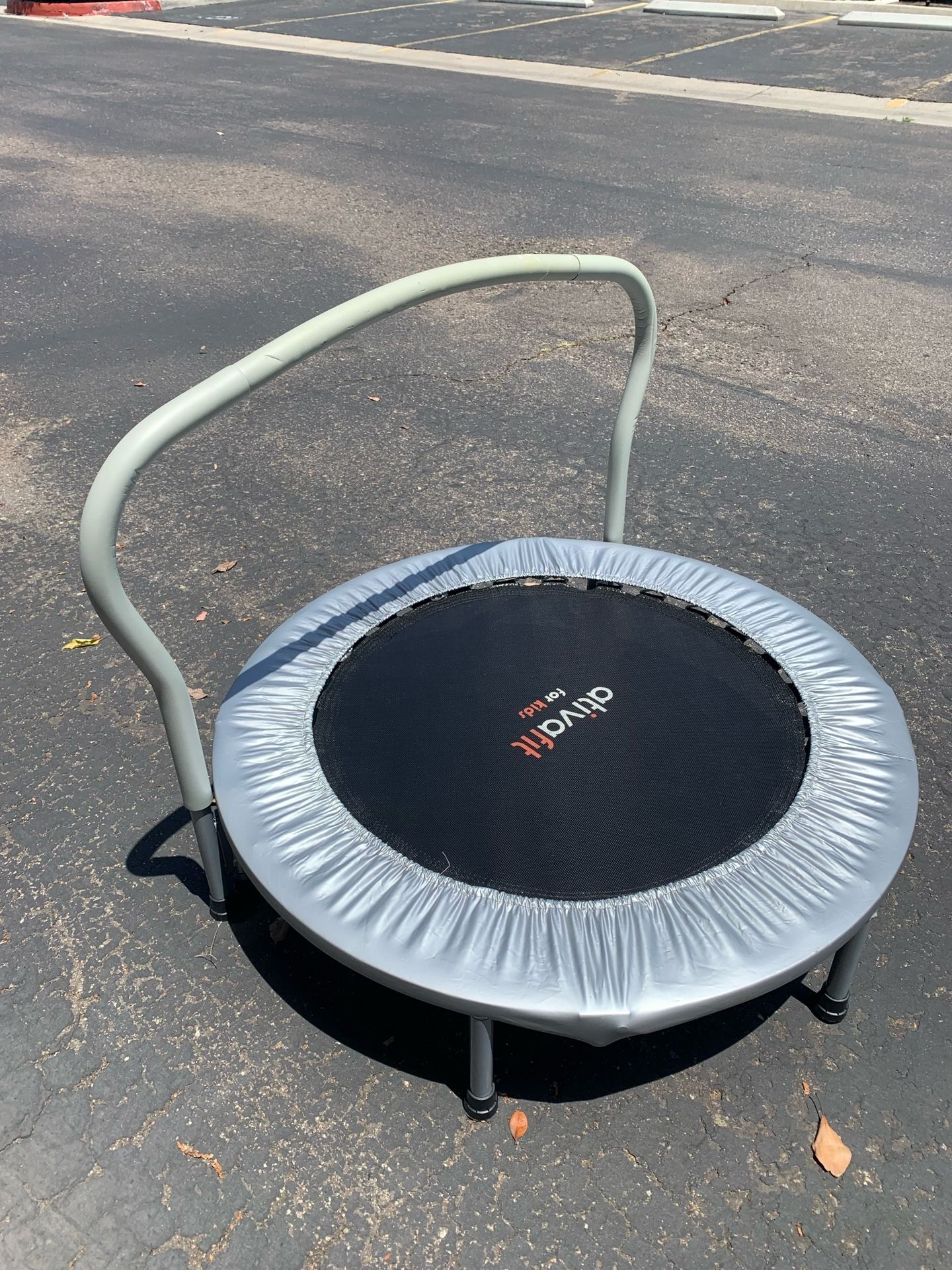 Kids trampoline