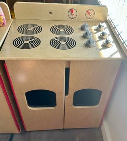 Kitchen stove play set
