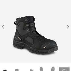 SIZE 9 IRISH SETTER BY RED WING  BRAND NEW BOOTS 