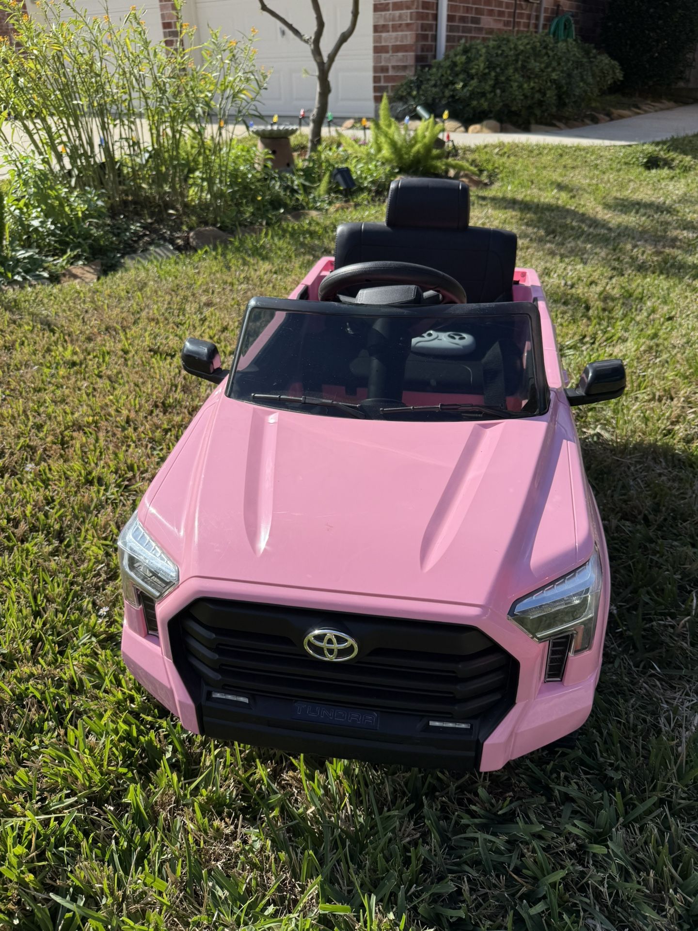 PINK Toyota Tundra Drivable Toy Pickup Truck / Car