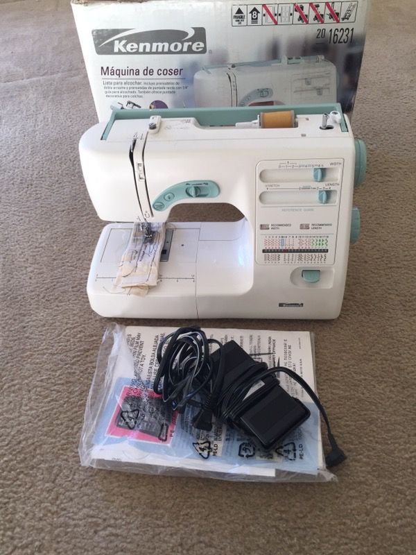 Sewing machine KENMORE!! Good brand, great condition, maquina de coser