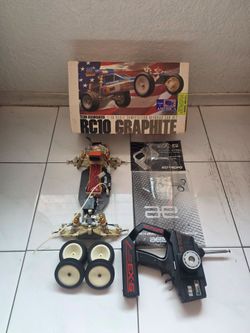 Team Associated RC10 Graphite Vintage RC Car