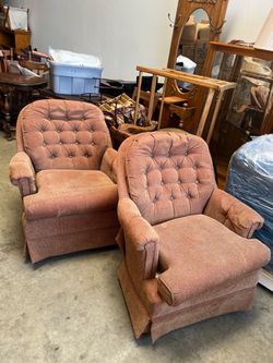 Set of two chairs