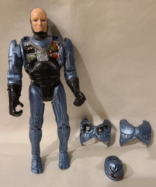 Vintage 1994 Orion Robocop Battle Damage w/Interchangeable Armor action figure