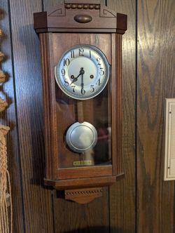 Regulator Clock