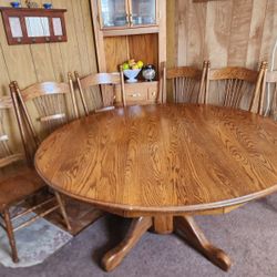 Solid OakRound table