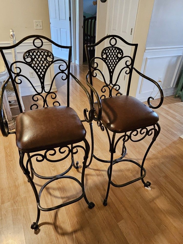 Bar Stools 