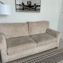 Havertys Pull Out Couch 