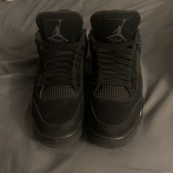 Jordan 4 Black Cats Size 8.5