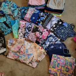 HUGE Lot Of Size Small Women's Scrubs