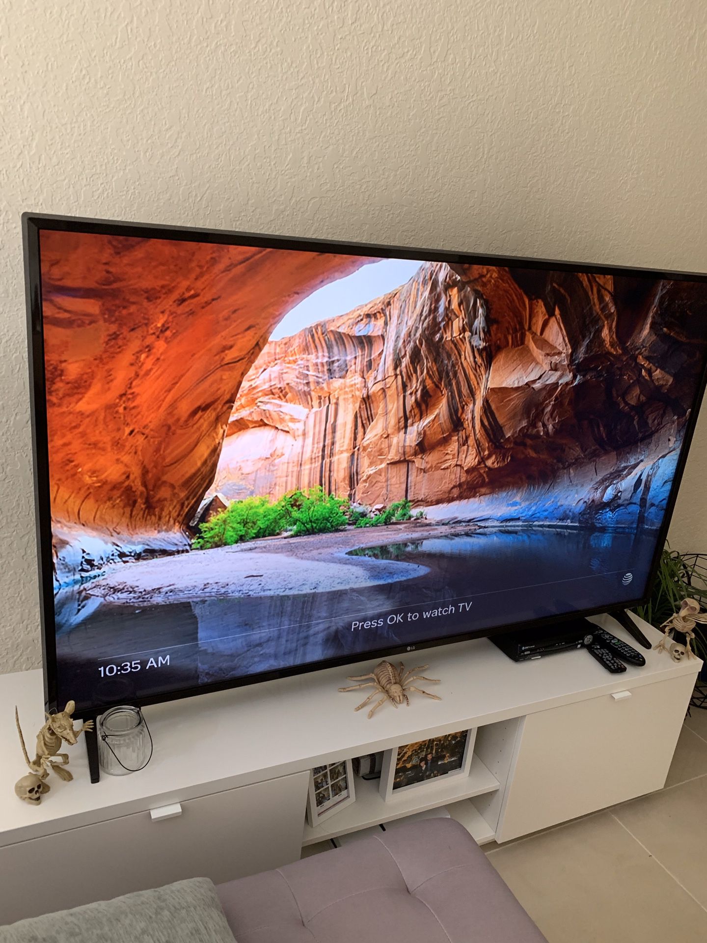 LG 65inch 4K ultra hd smart led tv