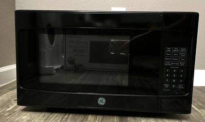 GE Black Microwave Oven 