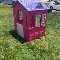 Little Tikes Playhouse 