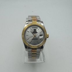 Two-Tone Wristwatch with Silver Dial and Day-Date