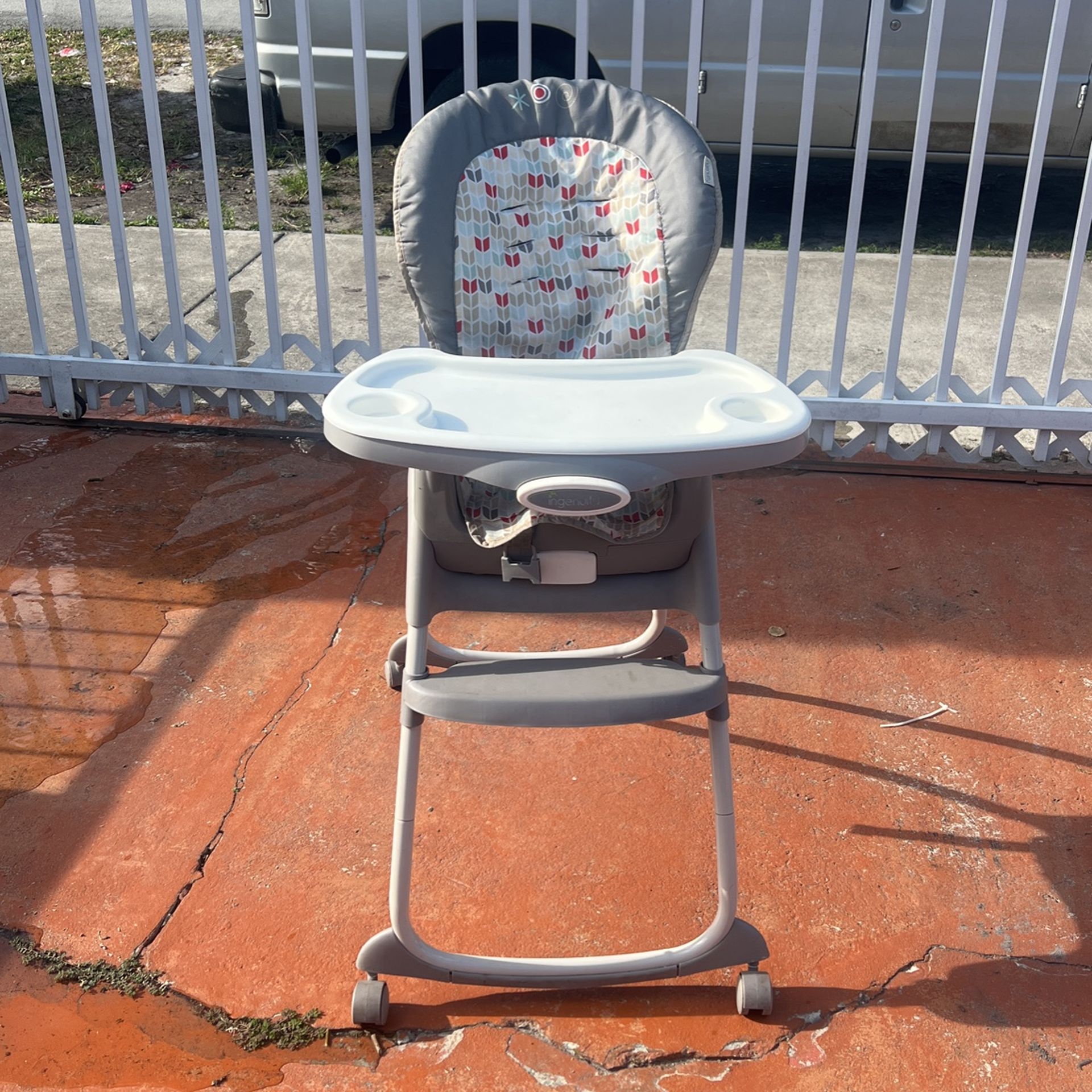 Baby High Chair $15 Hialeah East