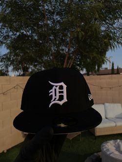 59 Fitted Hats Detroit Tigers ( Check Description ) 