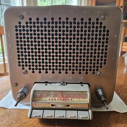 Antique Chevrolet Car Radio 