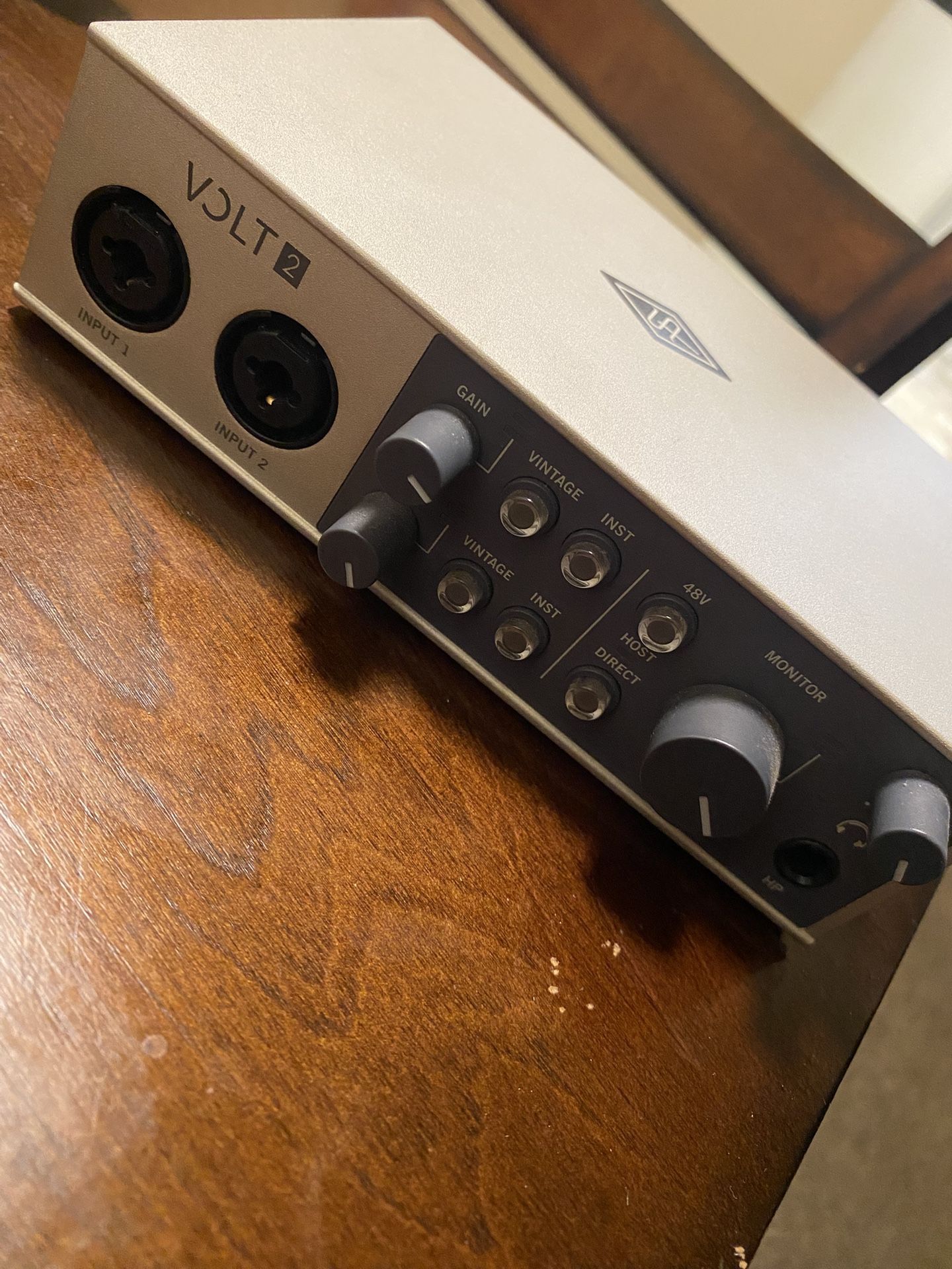 Universal Audio Volt 2 USB Recording Studio Audio Interface