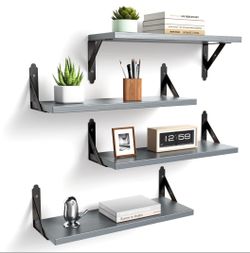 Wall shelves set