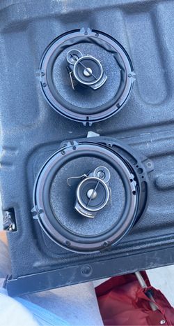 Pioneer Speakers