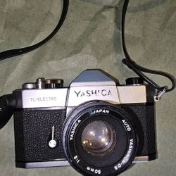 Yashika TL-Electro 35mm film camera