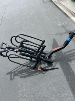 Hyperax hitch carrier for fat tire bikes