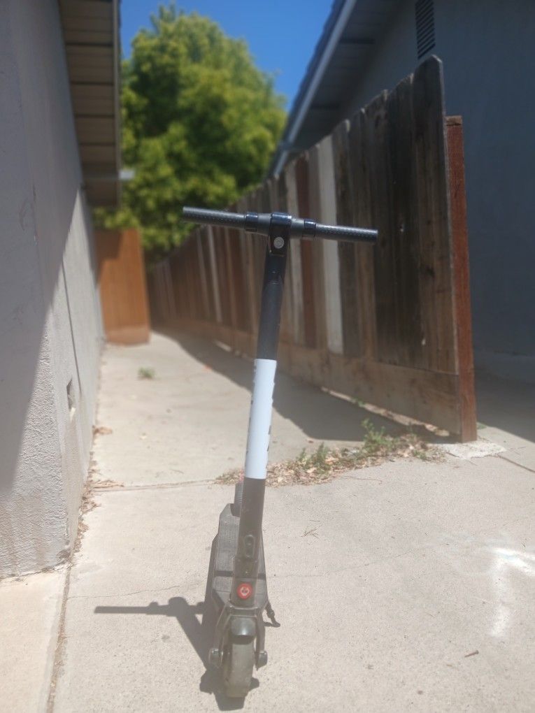Gotrax Electrical Scooter