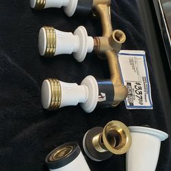 bathroom fixtures NEW Price Pfister 6/13/25 make offer Yakima