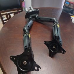 Dual Monitor Arms 
