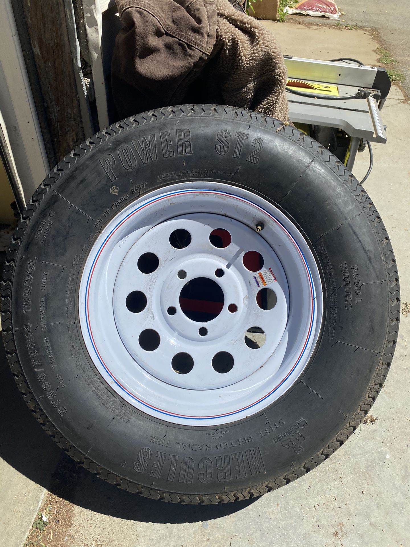 Trailer tire/spare tire