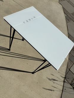 Tesla Side Table