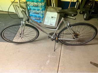 Women’s Kent Bicycle