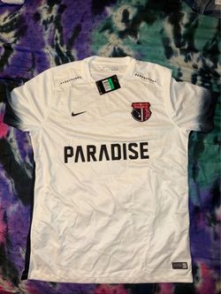 HAWAII x NIKE PARADISE Soccer Jersey (NEW W/ TAGS) SOLD OUT!!!
