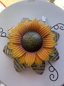 SUNFLOWER WALL DECORATION 