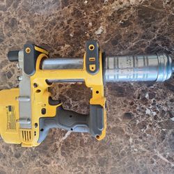 20V MAX Cordless 10,000 PSI Variable Speed Grease Gun