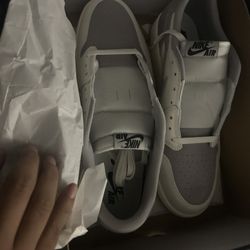 Jordan 1 Low Atmosphere 